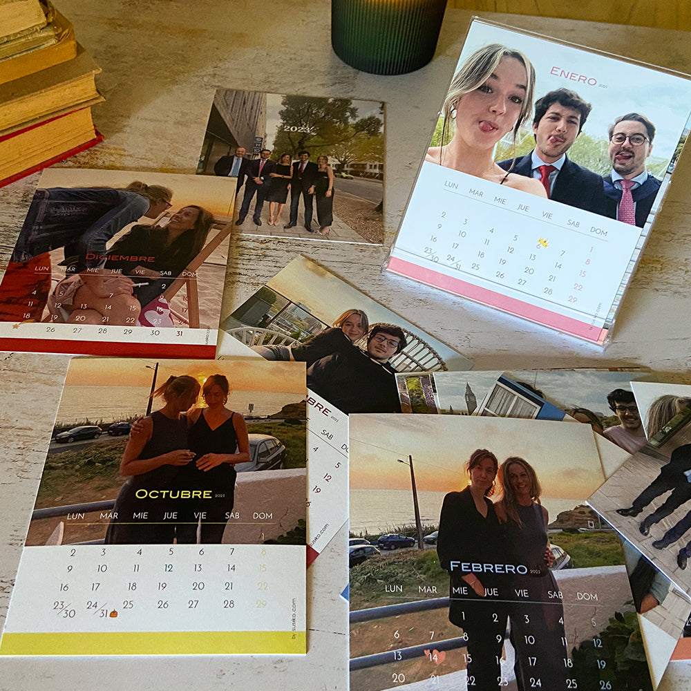 Calendario Mensual de mesa con fotos